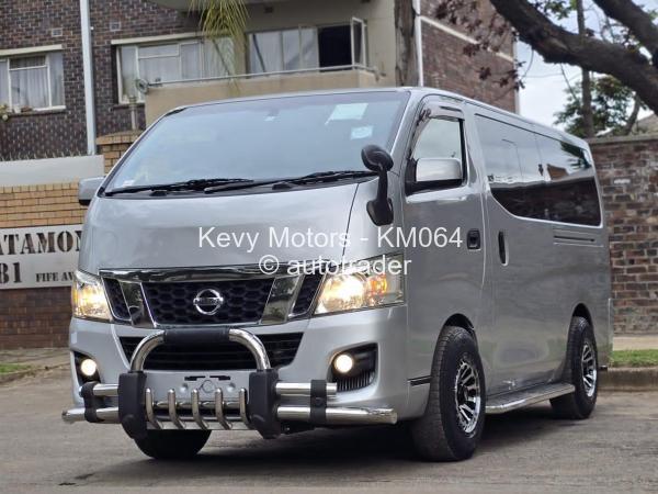 2015 - Nissan  NV350