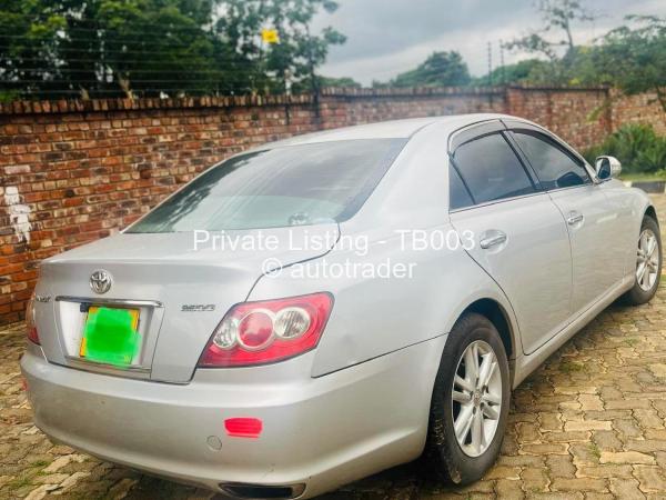 2010 - Toyota  Mark X