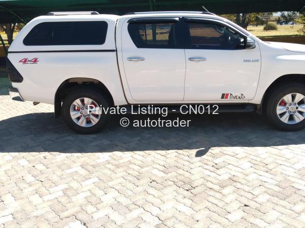 2019 - Toyota  Hilux