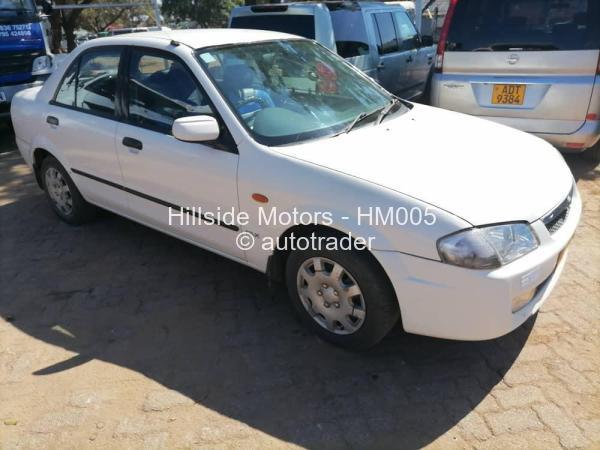 2000 - Mazda  Familia