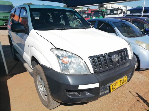 2005 - Toyota  Land Cruiser