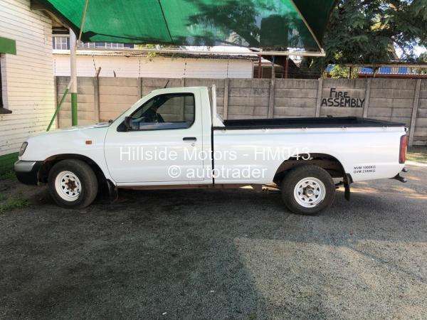 2002 - Nissan  Hardbody