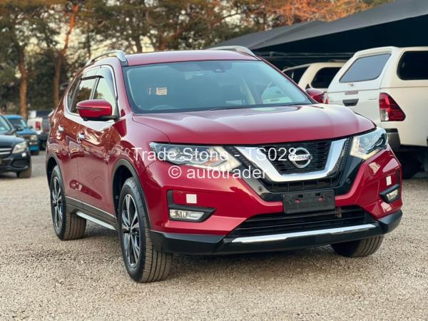 2018 - Nissan  Xtrail