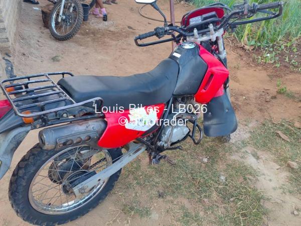  - Honda CTX 200cc