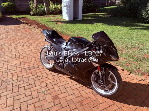 2008 - Kawasaki ZX6R