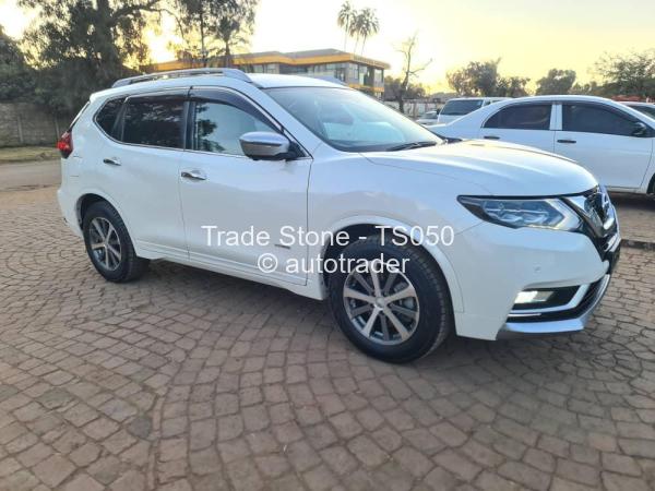 2018 - Nissan  Xtrail