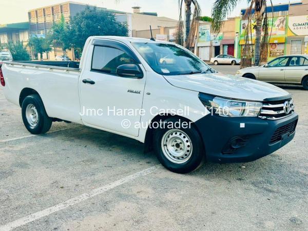 2016 - Toyota  Hilux