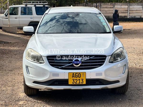 2016 - Volvo  XC60