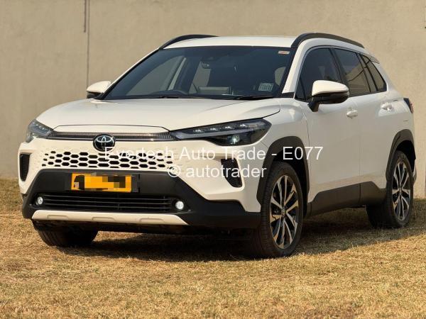 2025 - Toyota  Corolla Cross