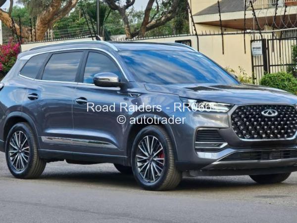 2023 - CHERY TIGGO 8 PRO