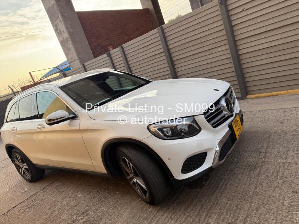 2018 - Mercedes Benz GLC