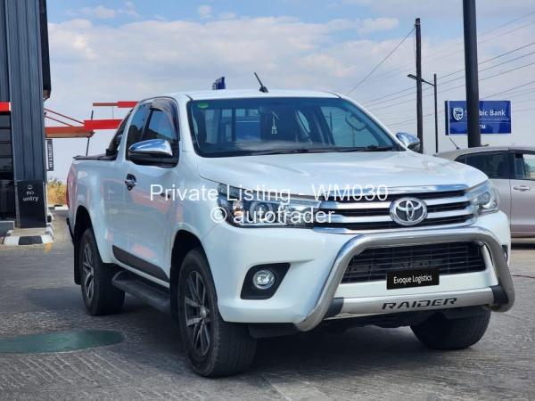 2018 - Toyota  Hilux
