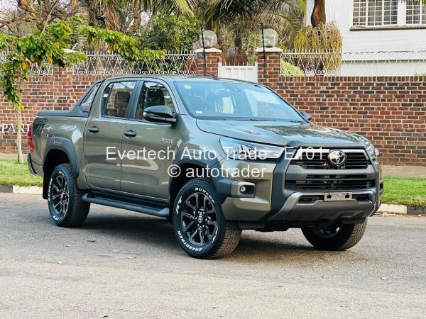 2025 - Toyota  Rocco Revo