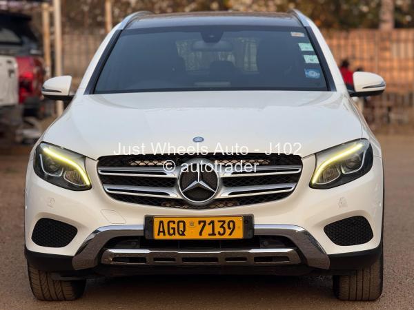 2018 - Mercedes Benz GLC