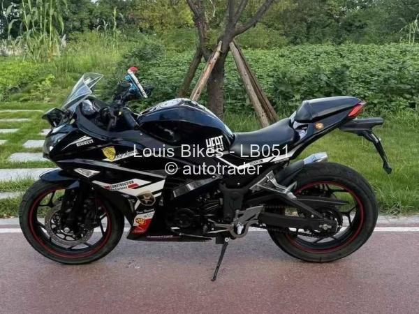 2021 - Kawasaki 400cc