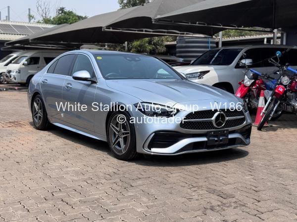 2022 - Mercedes Benz C200