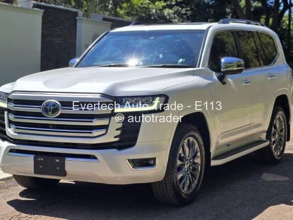 2024 - Toyota  Landcruiser 300 ZX
