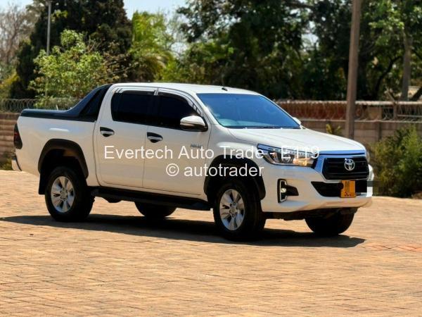 2016 - Toyota  Hilux