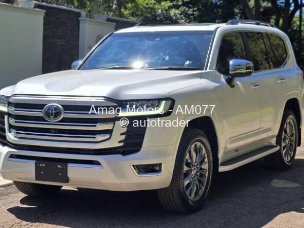 2024 - Toyota  Land Cruiser