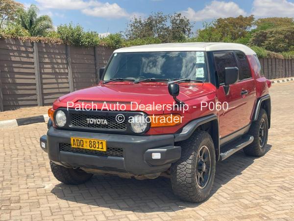2014 - Toyota  FJ Cruiser