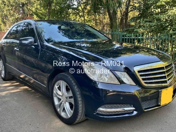2009 - Mercedes Benz E350