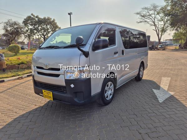 2017 - Toyota  Hiace