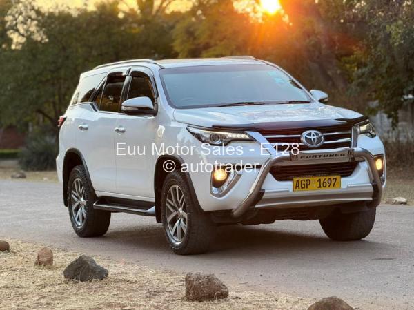 2018 - Toyota  Fortuner