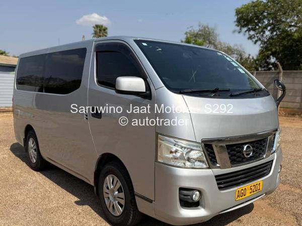 2015 - Nissan  NV350