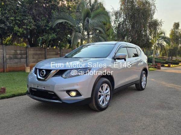 2015 - Nissan  X-Trail