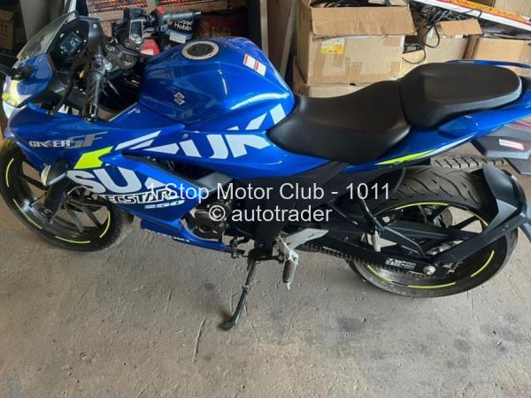 2020 - Suzuki GSX 250 Suzuki
