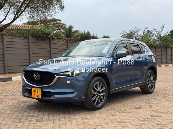 2017 - Mazda  CX5