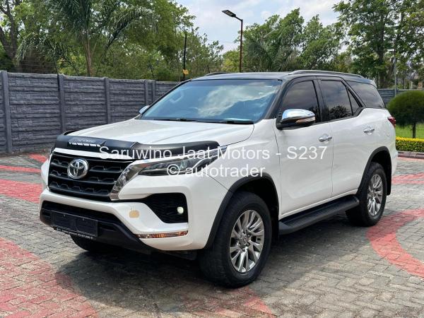 2021 - Toyota  Fortuner