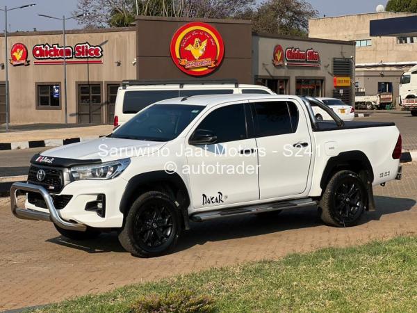 2018 - Toyota  Hilux