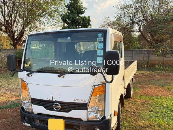 2012 - Nissan  Atlas