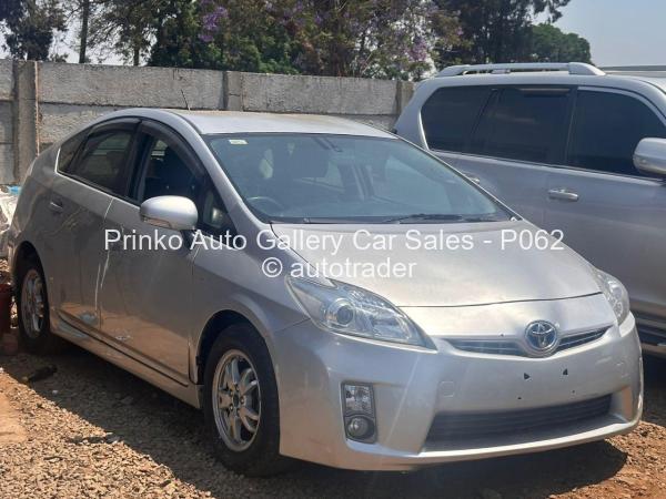2009 - Toyota  Prius
