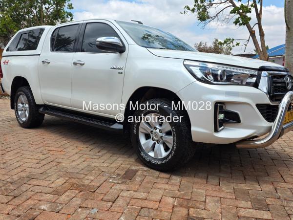 2018 - Toyota  Hilux