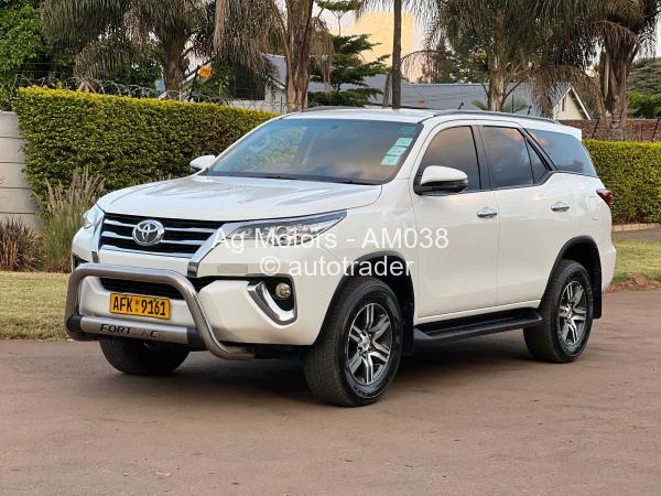 2018 - Toyota  Fortuner