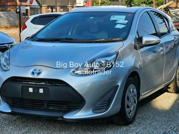 2019 - Toyota  Aqua