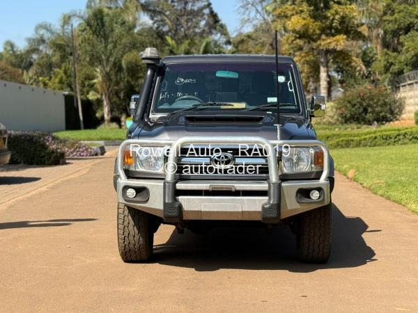 2019 - Toyota  Land Cruiser 79