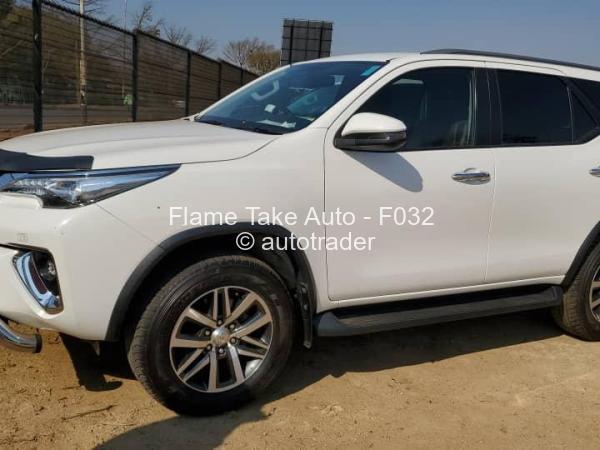 2020 - Toyota  Fortuner
