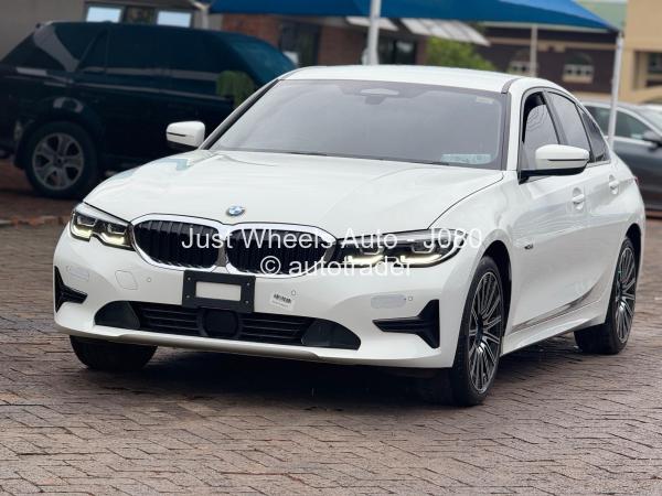 2019 - BMW 3 Series