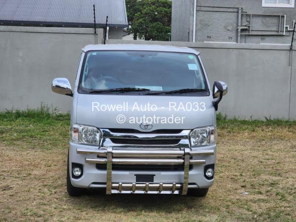 2016 - Toyota  Hiace