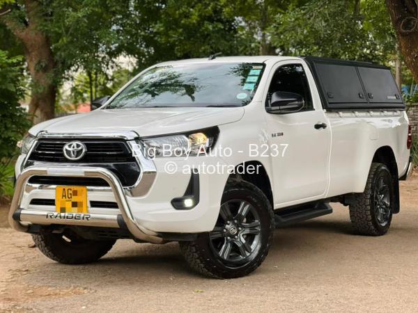 2024 - Toyota  HILUX GD6