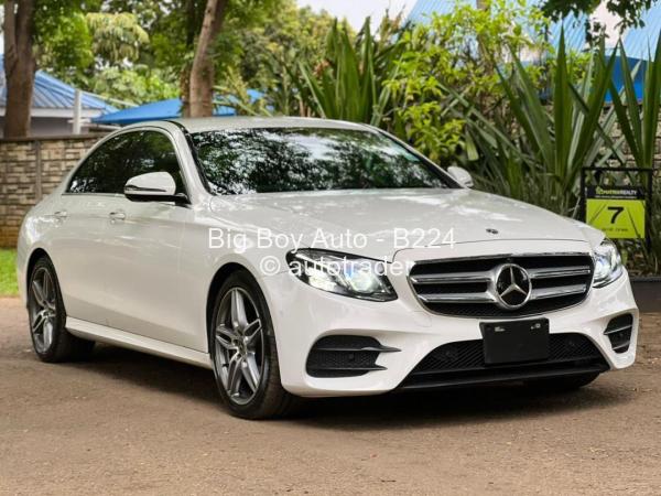 2018 - Mercedes Benz E220