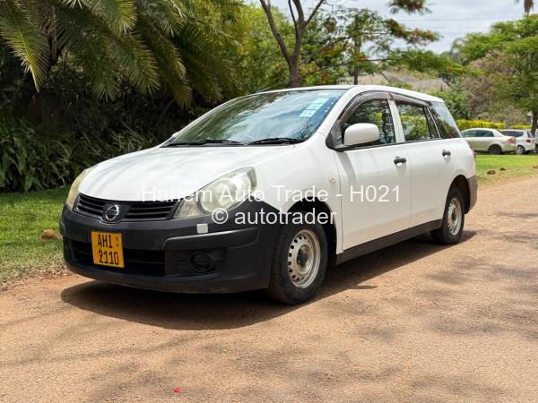 2016 - Nissan  AD Van