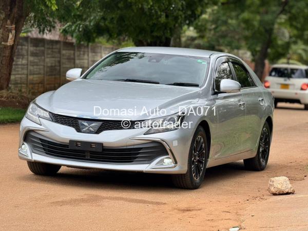 2018 - Toyota  Mark X