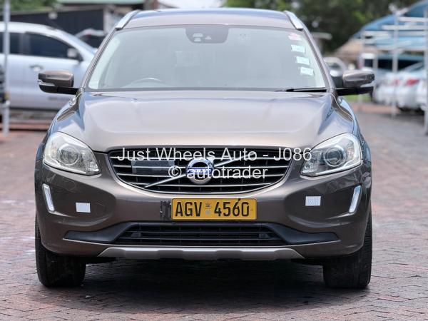 2016 - Volvo  XC60