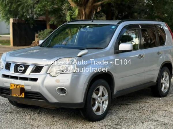 2012 - Nissan  Xtrail