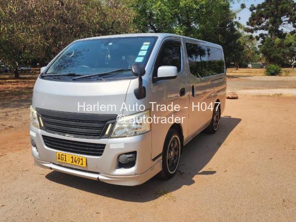 2013 - Nissan  NV350