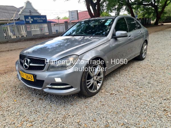 2012 - Mercedes Benz C180